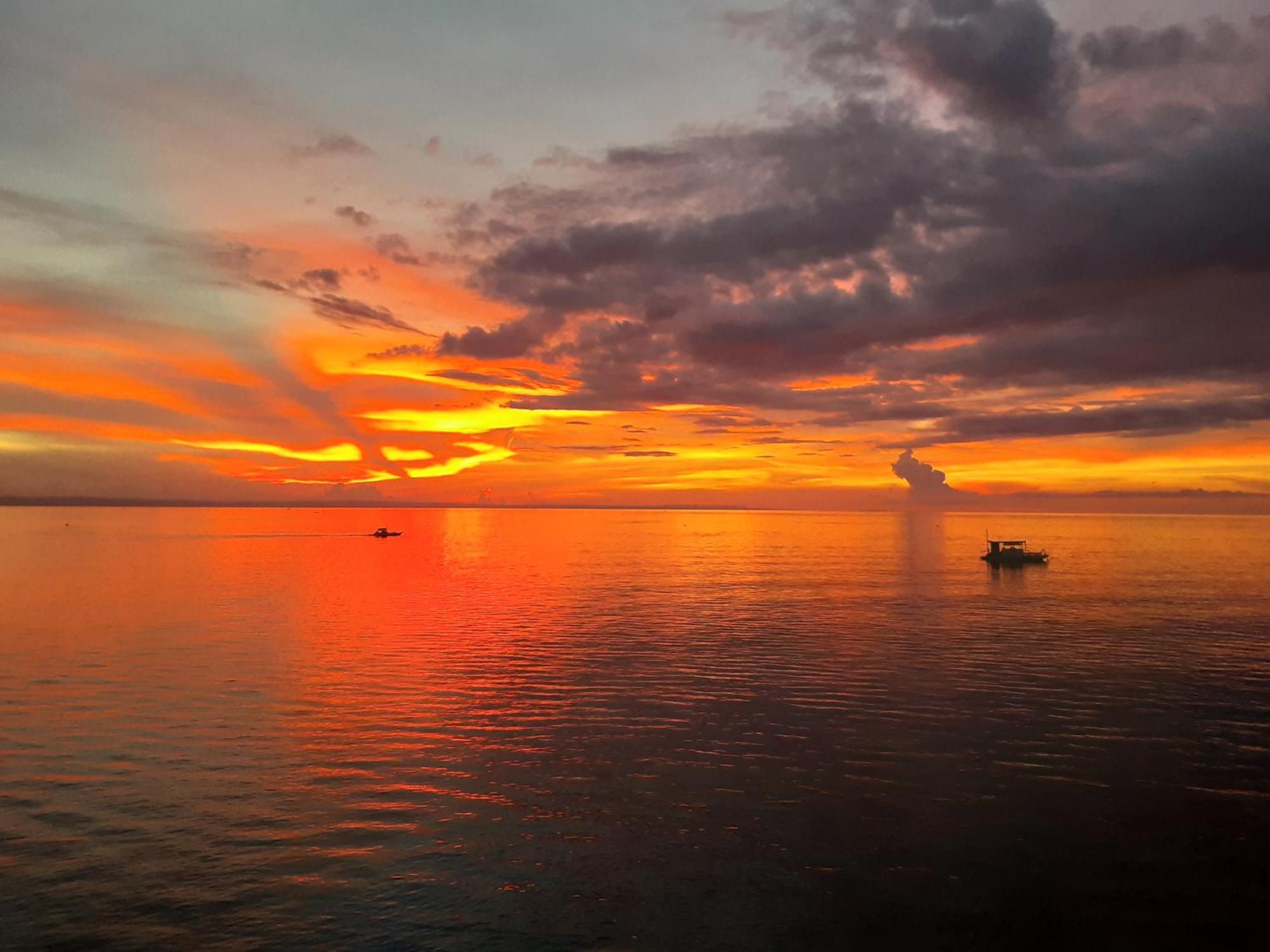 Sunset Vista Sea Front Guest House Union  Exterior foto